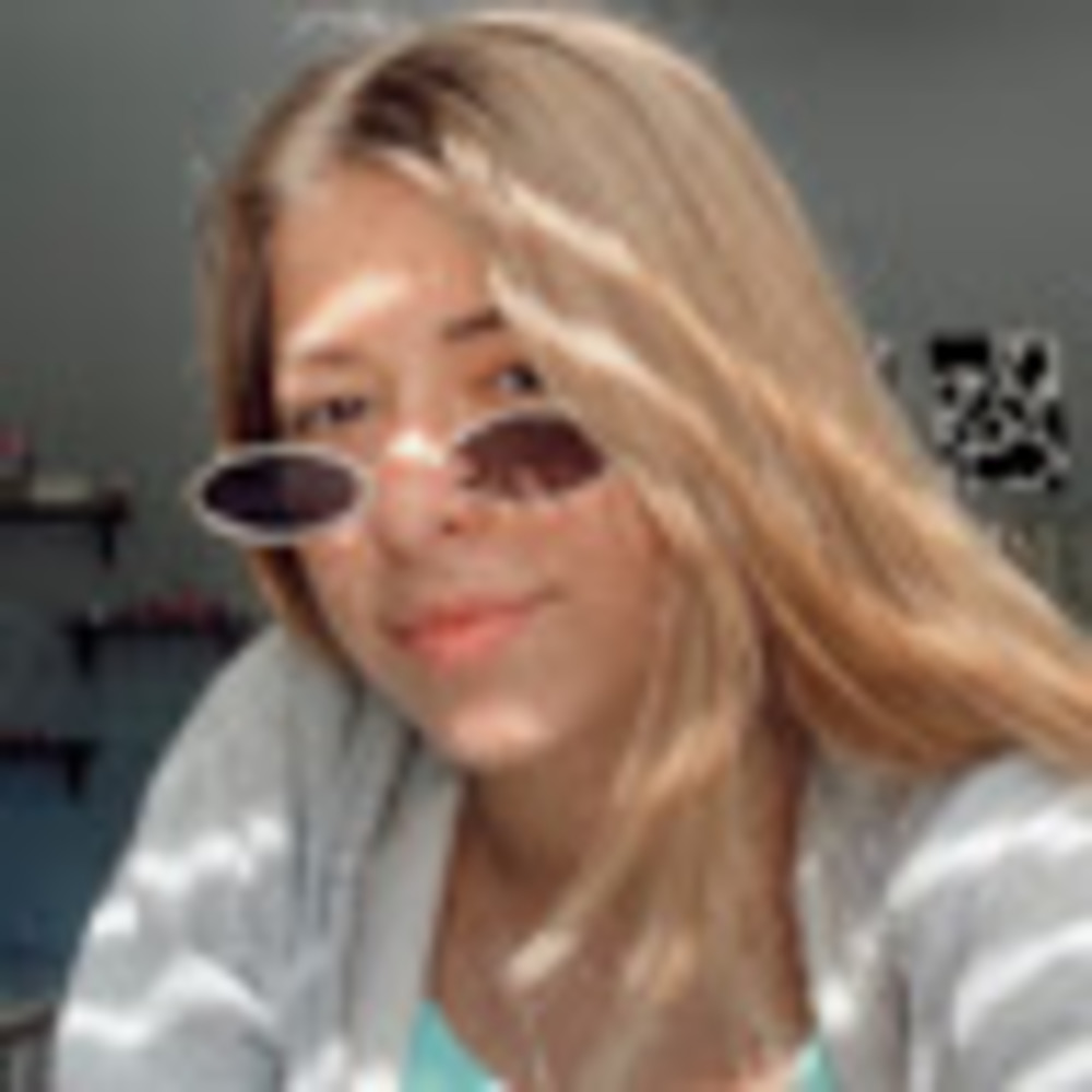 Meet your Posher, Alena